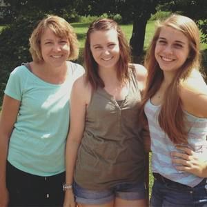 Meet your Posher, Bethani